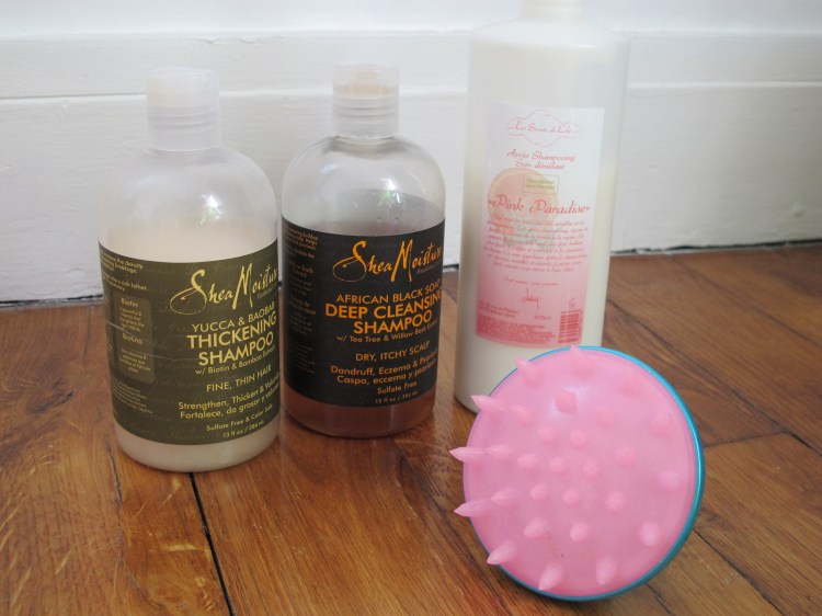 Brosse massante pour cuir chevelu, Shampoings Shea Moisture et Après shampoing Les sercrets de Loly