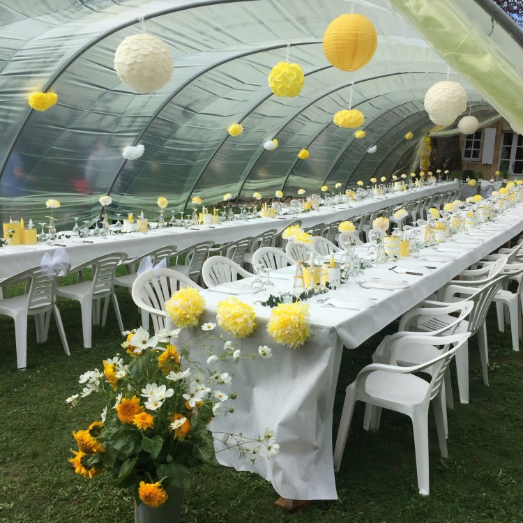 table mariée jaune et blanc DIY